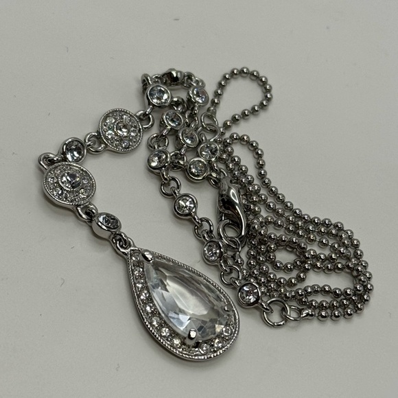 Monet Clear Rhinestone Y Drop Teardrop Necklace - Picture 6 of 9